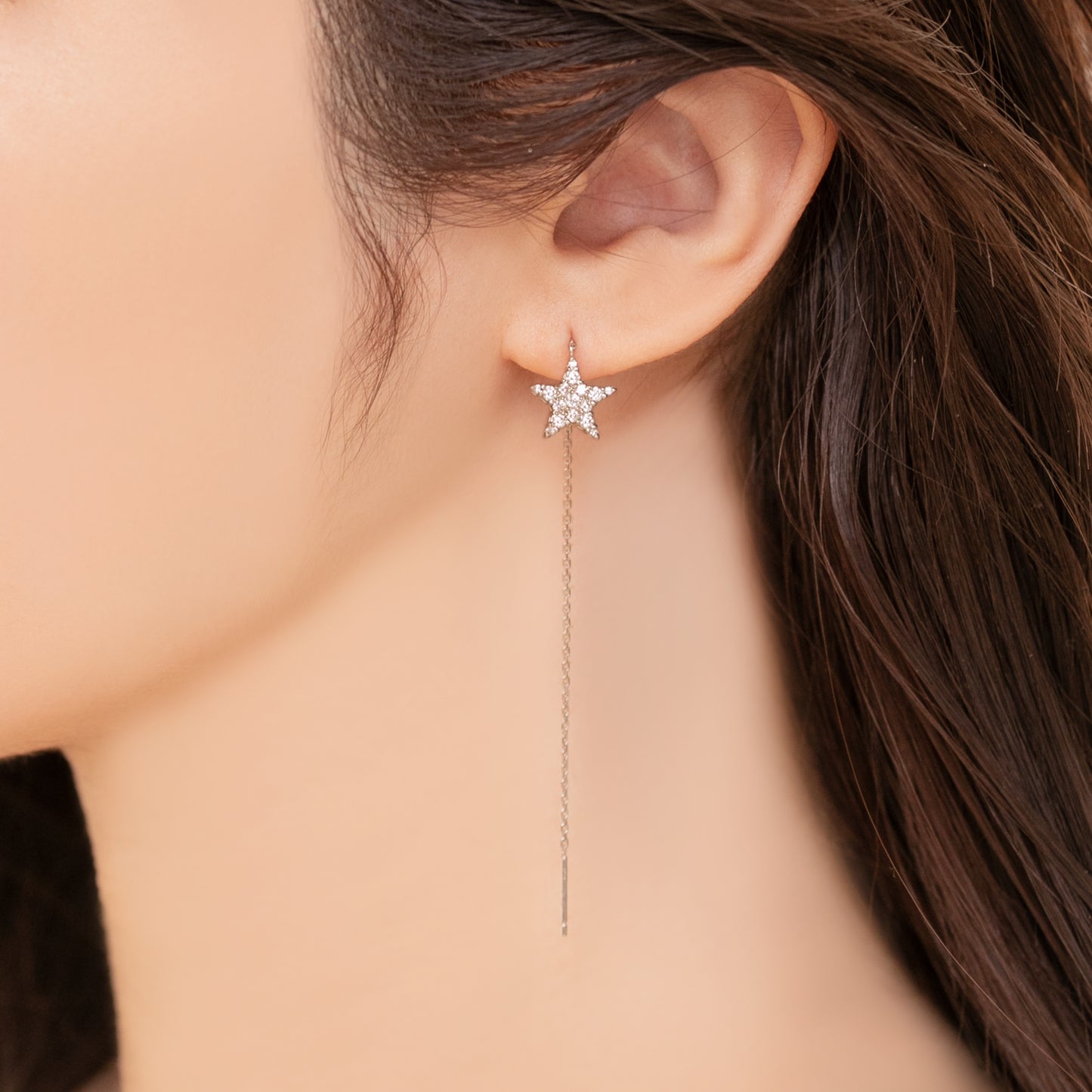 【即納可能】スターピアス チェーンタイプ ペア0.42ct