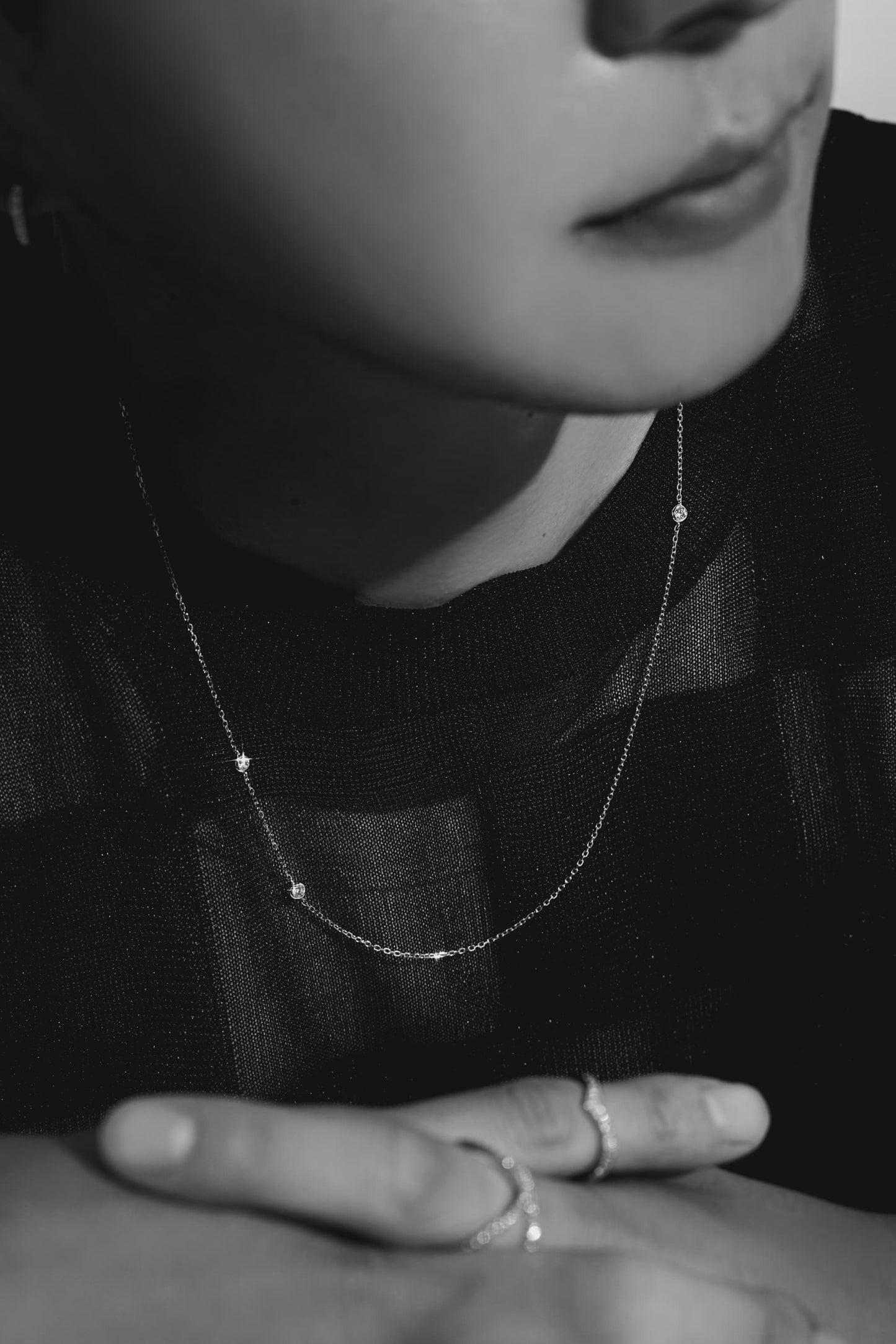 THREE STONES NECKLACE (スリーストーンズ ネックレス 0.25ct, 男女兼用・ジェンダーレス )