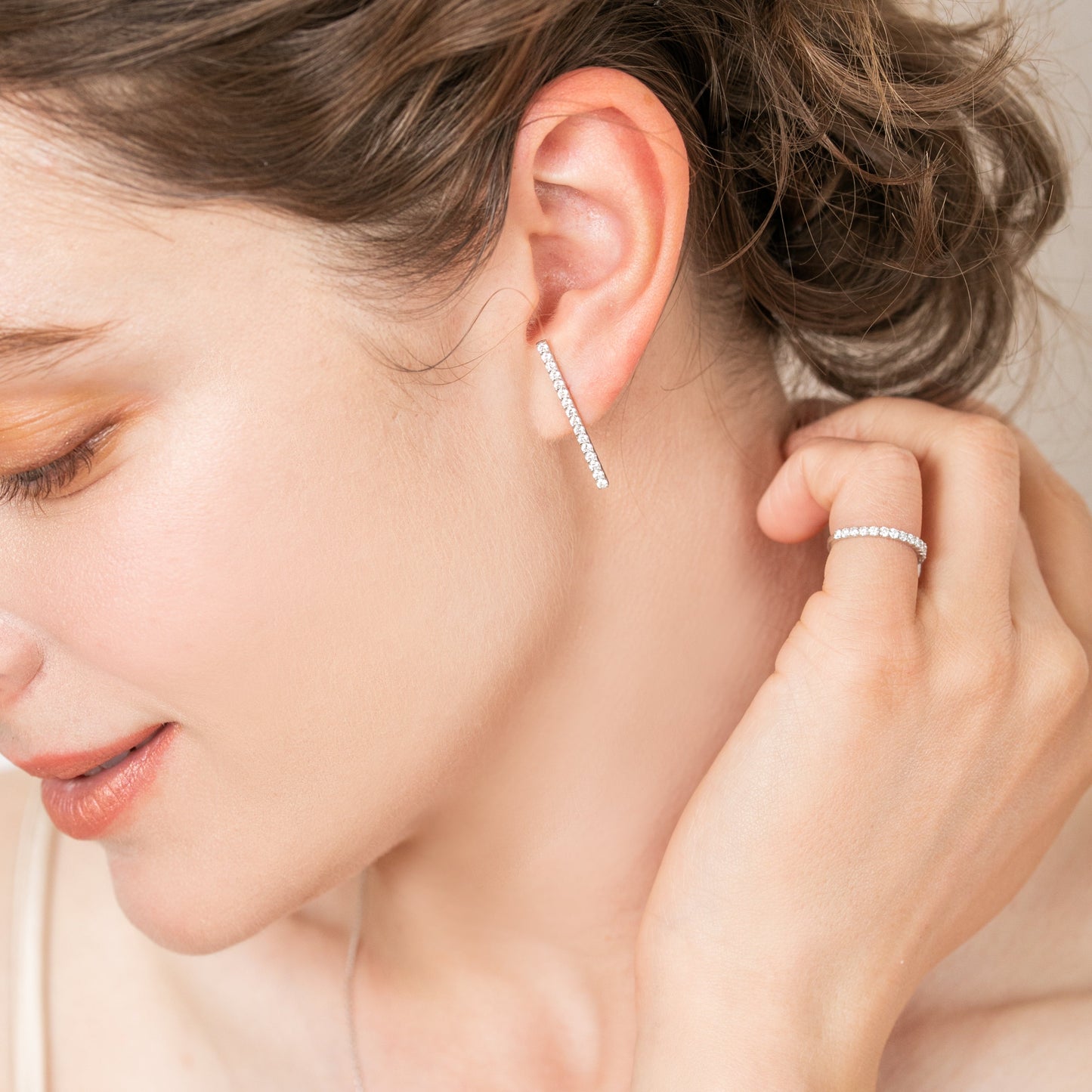 【即納可能】LINEピアス ペア 0.6ct「Donation with AGIOIA」対象商品
