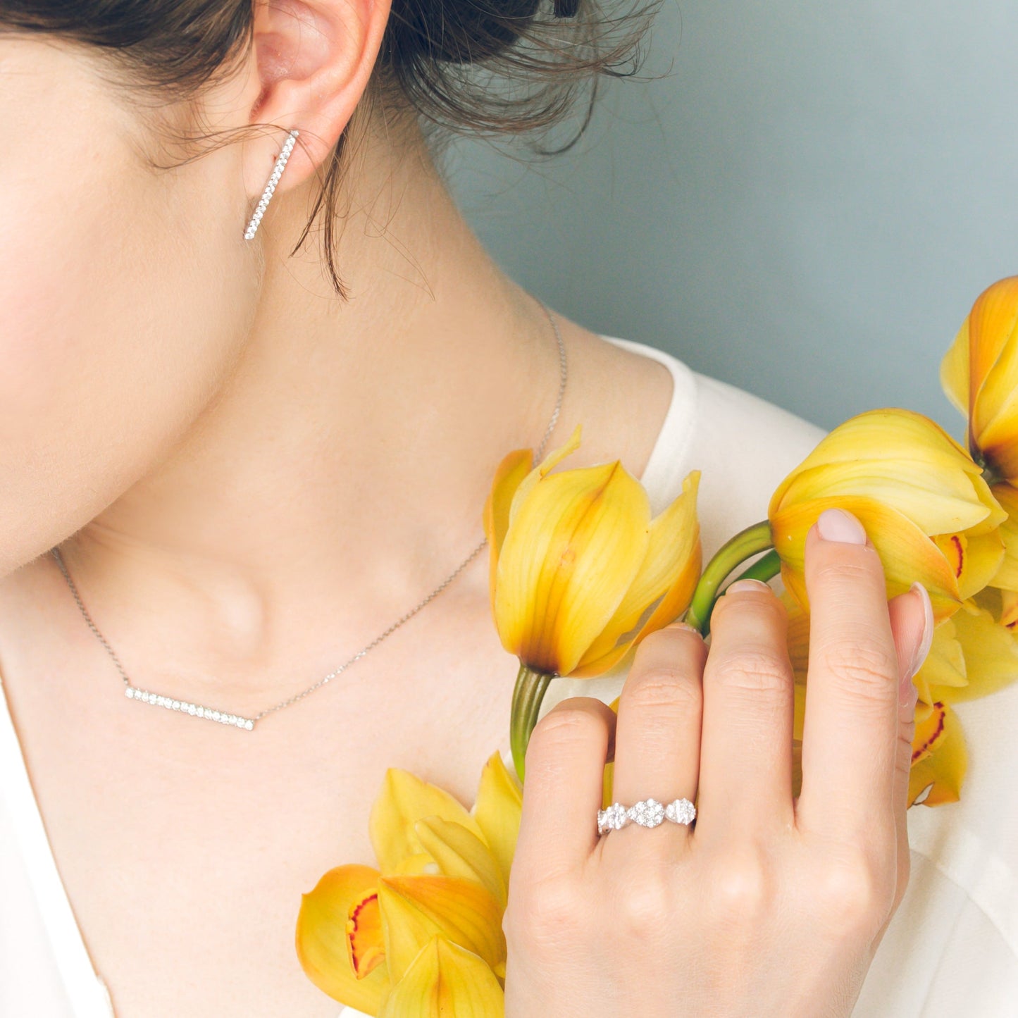 【即納可能】LINEピアス ペア 0.6ct「Donation with AGIOIA」対象商品